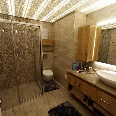Holliday Residance Ninkar 2+1 Apartment Alanya